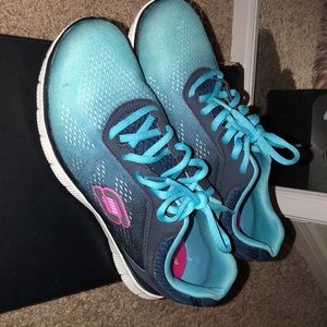 Skechers memory foam shoes